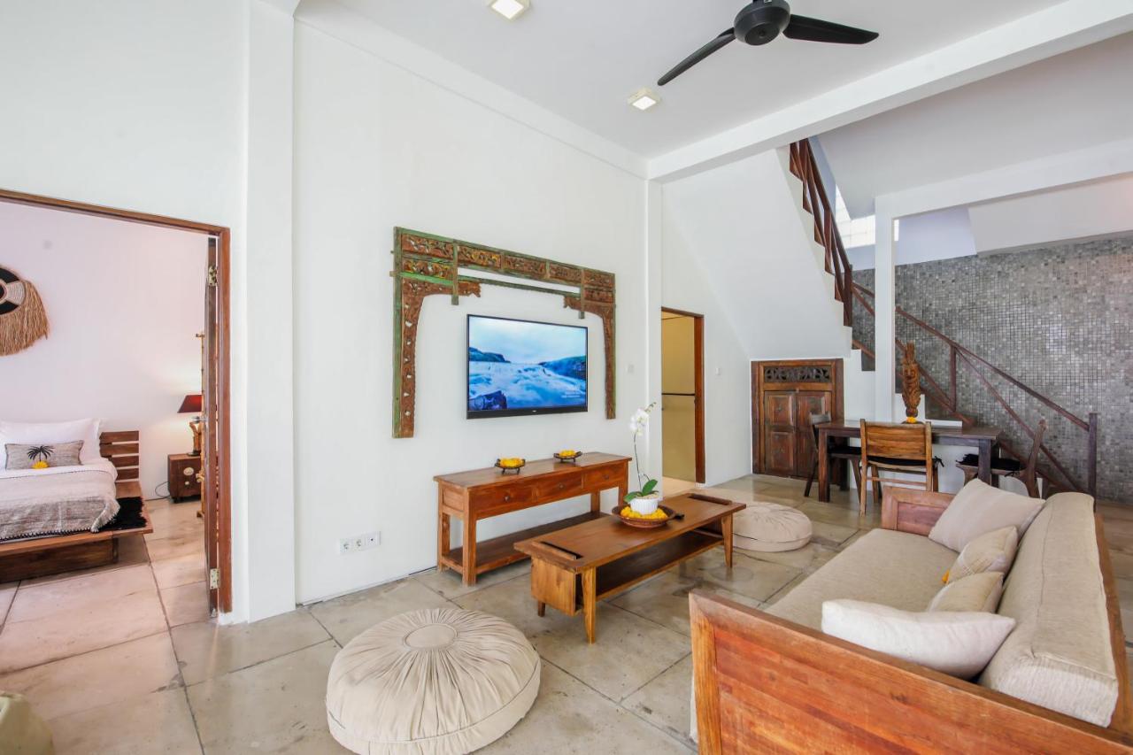 Villa Malou เซมินยัค ภายนอก รูปภาพ