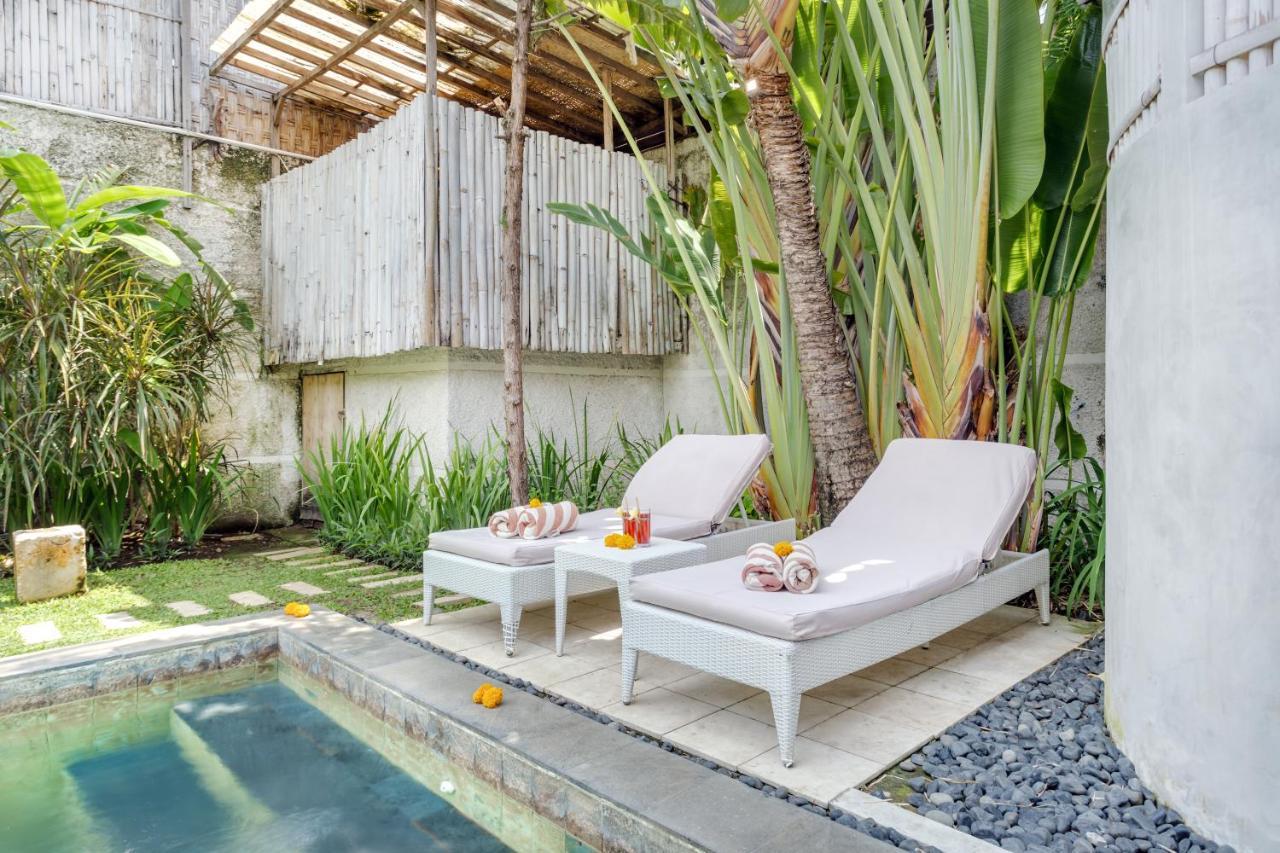 Villa Malou เซมินยัค ภายนอก รูปภาพ